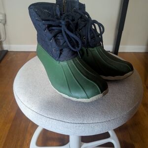 Sperry Dark Blue and Forest Green Winter Boots